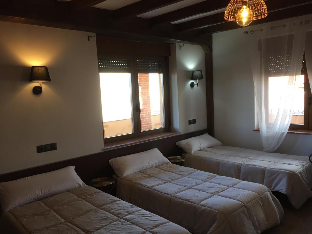 Villas De Miranda Miranda de Azán 外观 照片